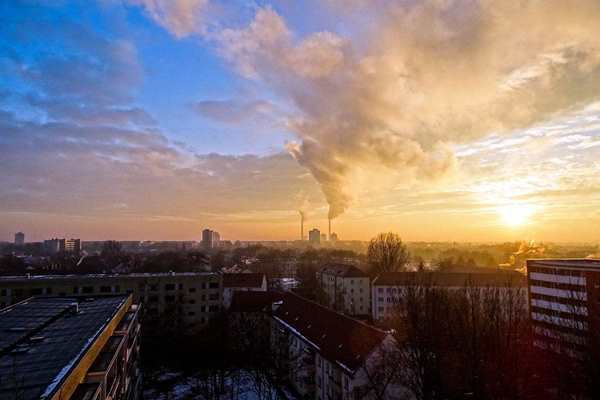 改革政府事權配置，強化環(huán)境監(jiān)測事業(yè)！